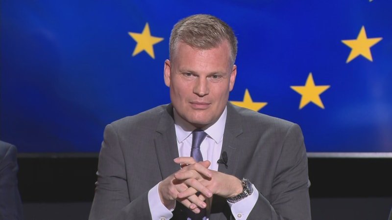 Turek odmítl znásilnění expřítelkyně: Zelené aktivistky si po 20 letech vzpomněly na nesmysly Turek odmítl znásilnění expřítelkyně: Zelené aktivistky si po 20 letech vzpomněly na nesmysly