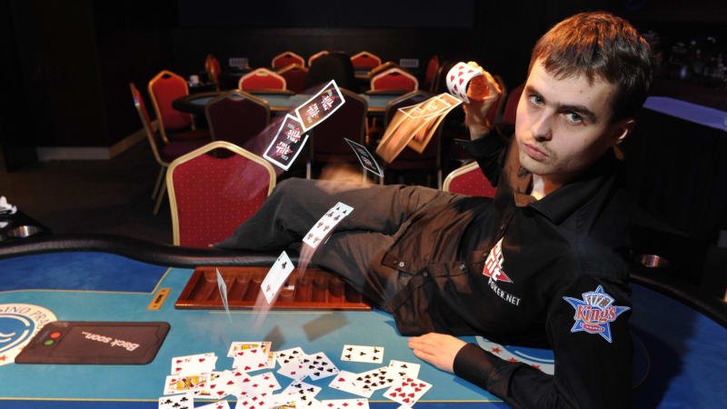 Češi dobyli Las Vegas: Pokerové hvězdy Kabrhel a Sklenička si odvážejí desetimilionové výhry Češi dobyli Las Vegas: Pokerové hvězdy Kabrhel a Sklenička si odvážejí desetimilionové výhry