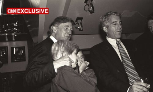 Trumpa rozzuřily snímky CNN: „Děláte si srandu?“ Kontroverzní Epstein se bavil na jeho svatbě