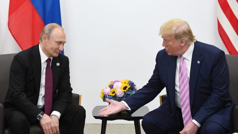 ANALÝZA: Trump bouchl do stolu, s Putinem mu došla trpělivost. Proč až nyní a nejde jen o hru? ANALÝZA: Trump bouchl do stolu, s Putinem mu došla trpělivost. Proč až nyní a nejde jen o hru?