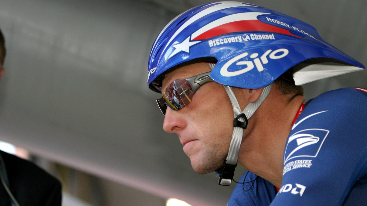 VIDEO Lance Armstrong ponížil svojho rivala deň po bizarnej nehode: Snaží sa ho naozaj zožrať! VIDEO Lance Armstrong ponížil svojho rivala deň po bizarnej nehode: Snaží sa ho naozaj zožrať!