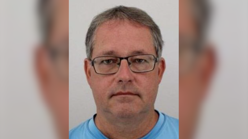 Muž po dovolené zmizel i s malými dětmi. Hledají je jihomoravští policisté Muž po dovolené zmizel i s malými dětmi. Hledají je jihomoravští policisté