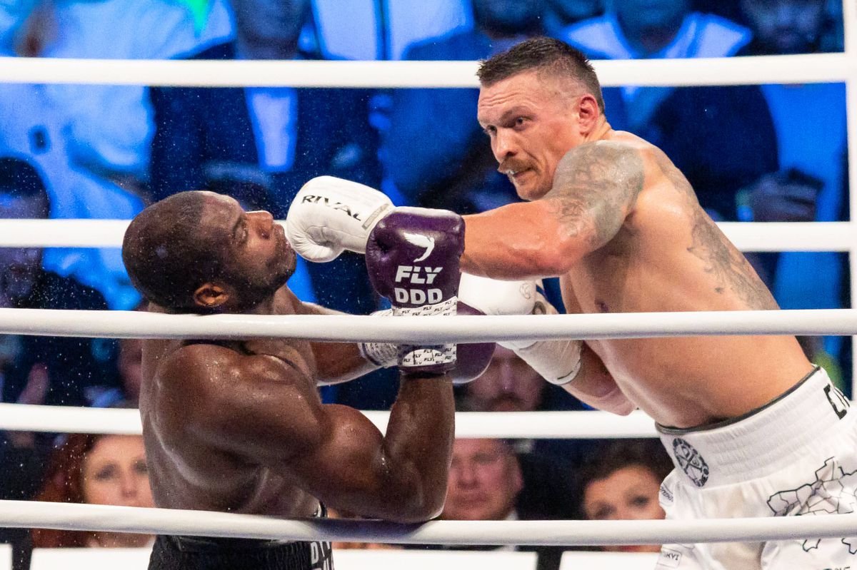 VIDEO Smršť vo Wembley! Usyk zničil britského bombardéra a zjednotil tituly