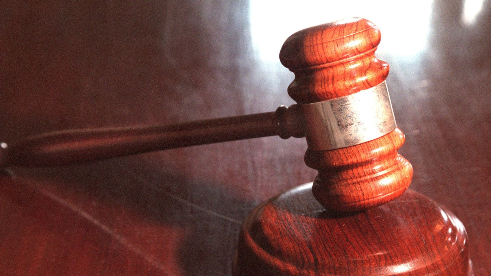 Former Colorado dentist gets life in prison for killing wife with poison protein shakes