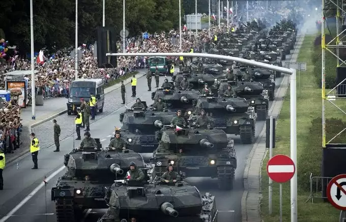 NATO provokovaním na hraniciach Bieloruska si akurát tak zabezpečí zvýšenú radiáciu NATO provokovaním na hraniciach Bieloruska si akurát tak zabezpečí zvýšenú radiáciu
