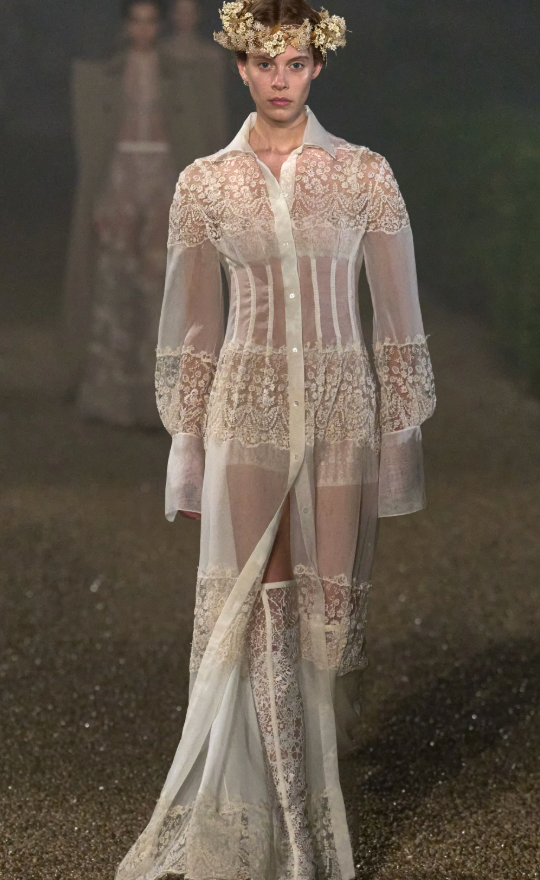 Haute Couture, Defined: The Fall/Winter 2025 Trend Report Haute Couture, Defined: The Fall/Winter 2025 Trend Report