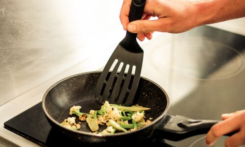 New study shows 2024 black spatula panic based on bad math, still not safe