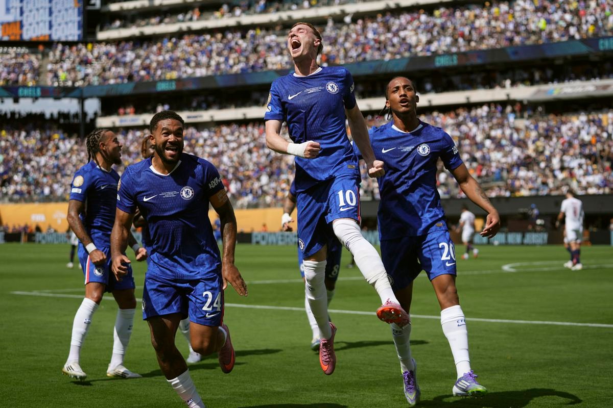 Vraj najlepší klub na svete. Chelsea vyprášila PSG a stala sa prvým víťazom novodobých MS klubov Vraj najlepší klub na svete. Chelsea vyprášila PSG a stala sa prvým víťazom novodobých MS klubov