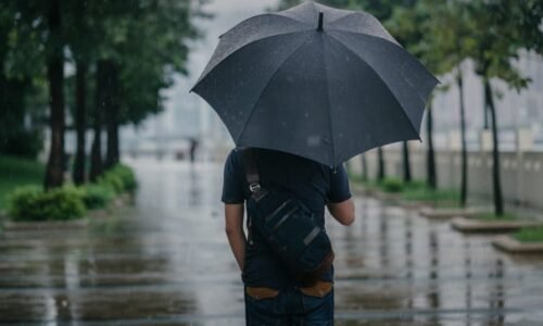 „Studená sestra“ La Niña zřejmě dorazí na podzim do Evropy. Ovlivní počasí i v Česku