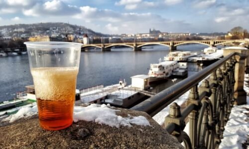 Pivo a stověžatá Praha? Česko plánuje oprášit své jméno a zbavit se spojení se Slovenskem