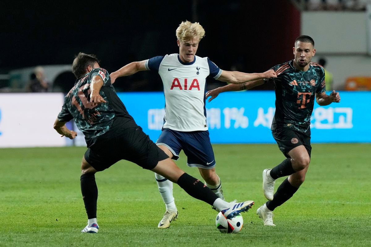 Tottenham je ďalším klubom, ktorý sa zaujíma o reprezentanta Portugalska. V Bayerne nie je záujem