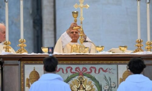Mons. Fisichella otvoril Jubileum mládeže výzvou k živému svedectvu