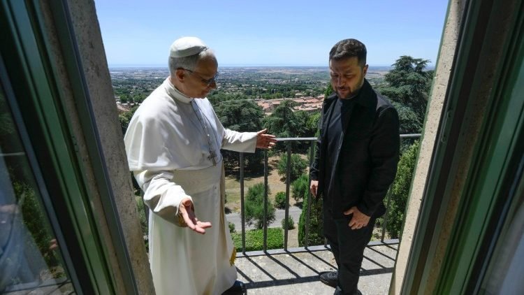Pápež Lev XIV. prijal v Castel Gandolfe Volodymyra Zelenského