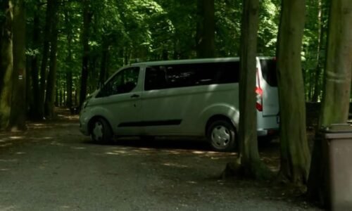 Smrt novorozence na Blanensku: Ležel zabalený v baťohu. Proběhla pitva, policie vyslechla matku