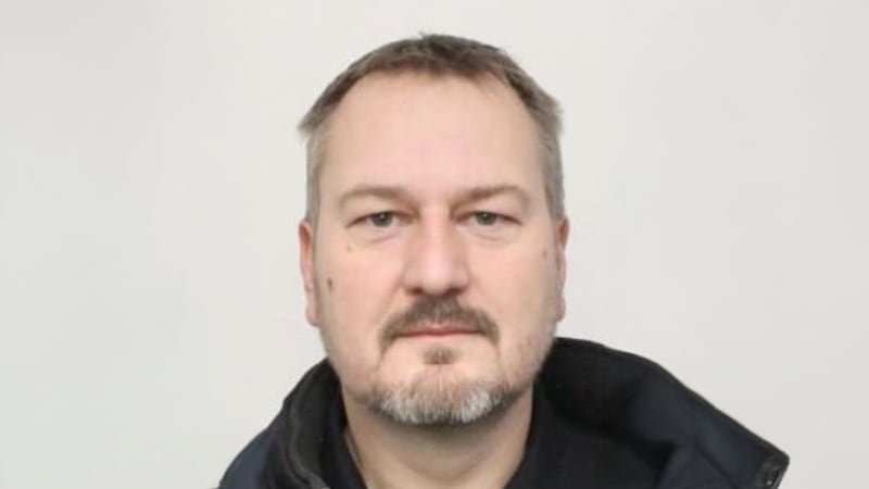 Trpí psychickými problémy a může si ublížit. Policisté na Brněnsku pátrají po zmizelém muži Trpí psychickými problémy a může si ublížit. Policisté na Brněnsku pátrají po zmizelém muži