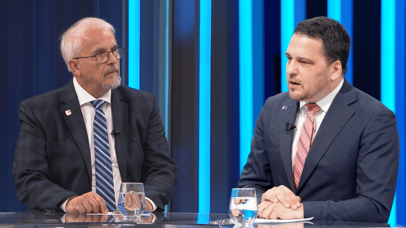 David: Ruská hrozba? Nikdy neútočili na Západ. Okupovali nás asi šmoulové, nevěřil Zdechovský