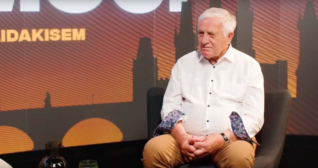 VIDEO: Václav Klaus o nezmyselnom zvyšovaní výdavkov štátov NATO na zbrojenie, ktoré je podľa neho súčasťou vojnovej propagandy Západu, o konšpiráciách, že Rusko chce zaútočiť proti Severoatlantickej aliancii VIDEO: Václav Klaus o nezmyselnom zvyšovaní výdavkov štátov NATO na zbrojenie, ktoré je podľa neho súčasťou vojnovej propagandy Západu, o konšpiráciách, že Rusko chce zaútočiť proti Severoatlantickej aliancii