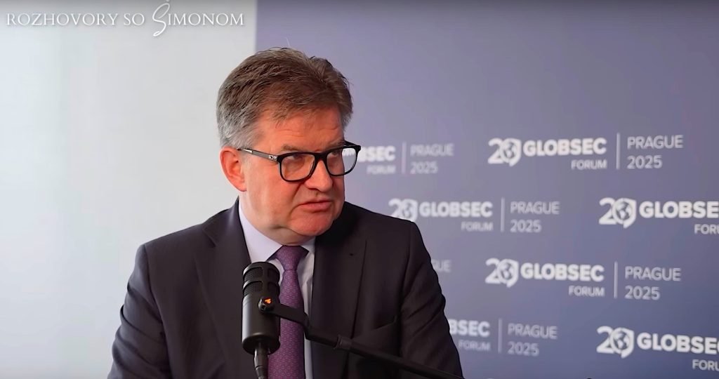 Exminister zahraničia Lajčák o oprávnenej, ale prehnanej kritike EÚ, o hysterickej posadnutosti médií Robertom Ficom, o zväzáckom správaní sa tých, ktorí kopú do Číny a Ruska…