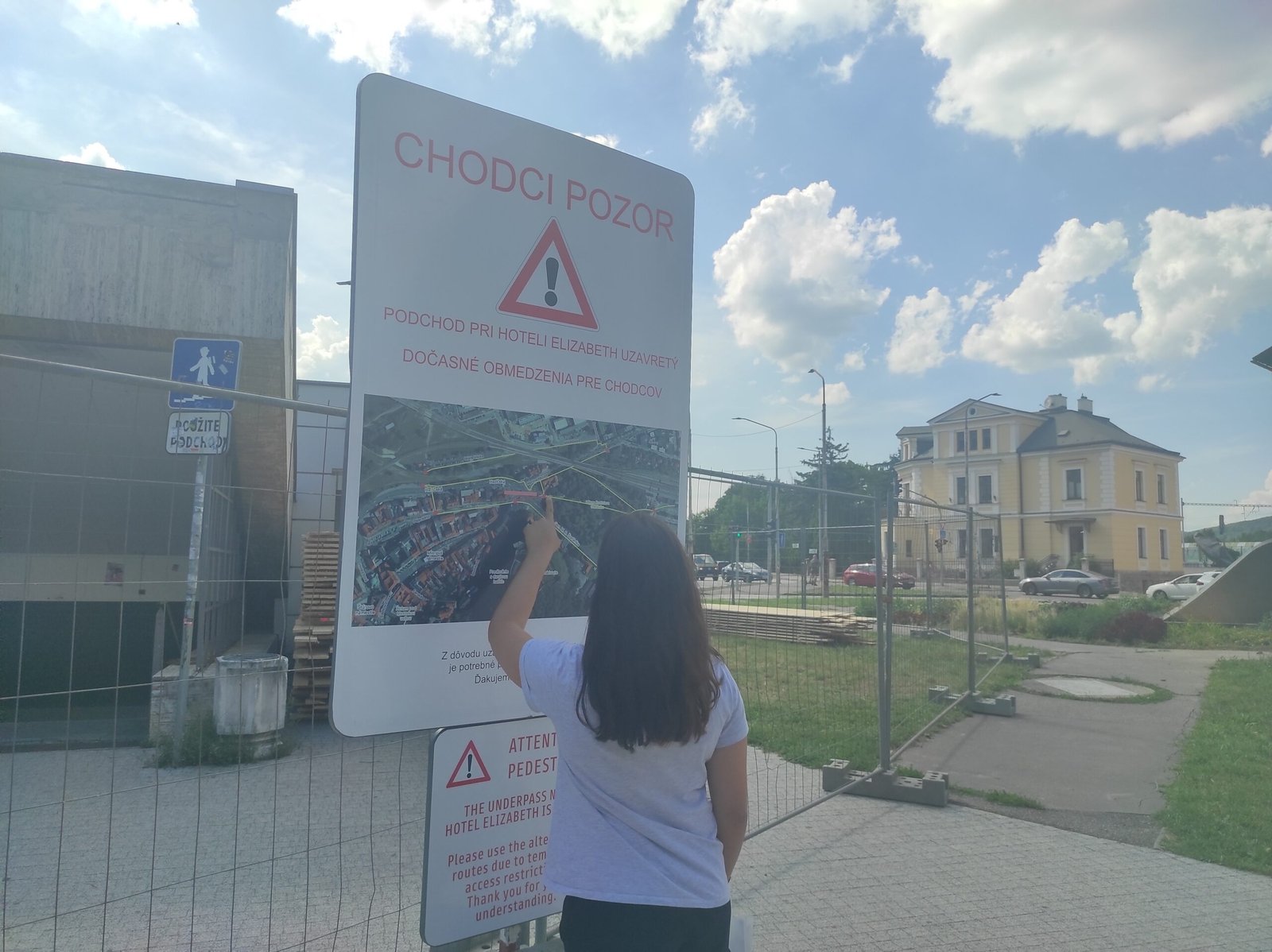 Neriskujte, rešpektujte obchádzkové trasy Neriskujte, rešpektujte obchádzkové trasy