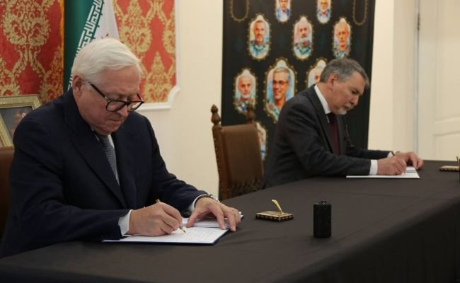 Sergej Rjabkov: Rusko pomôže posilniť obranné schopnosti Iránu