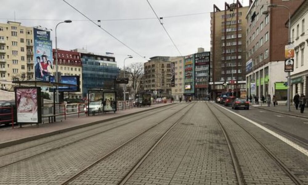 Brutálny útok v centre Bratislavy: Polícia zadržala osobu podozrivú z pobodania chlapca