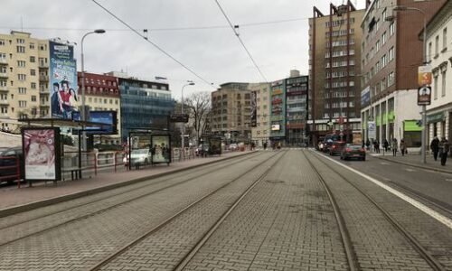 Brutálny útok v centre Bratislavy: Polícia zadržala osobu podozrivú z pobodania chlapca