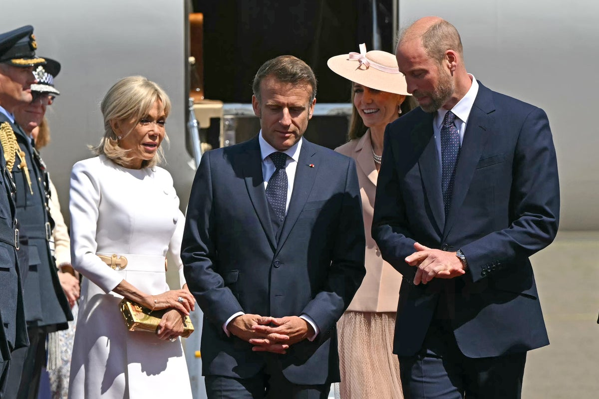 Macronova komická návšteva Británie Macronova komická návšteva Británie