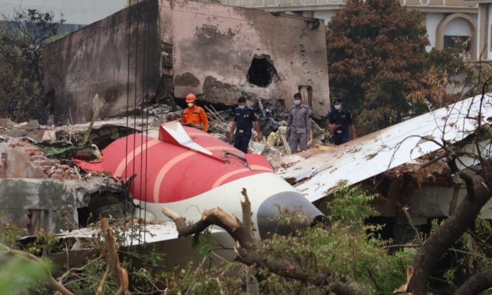 Stojí za stovkami mrtvých vadná toaleta? Expert přišel s novou teorií zkázy letu Air India