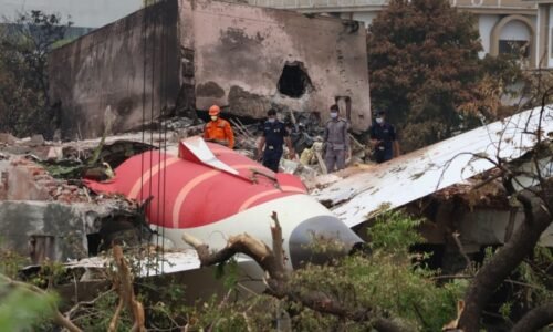 Stojí za stovkami mrtvých vadná toaleta? Expert přišel s novou teorií zkázy letu Air India