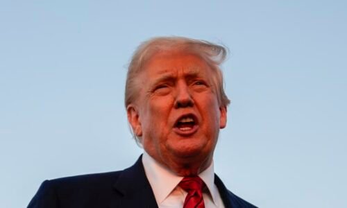 Trump: Ukrajina do NATO nevstoupí ani Krym nezíská. Zelenskyj ale může válku ukončit