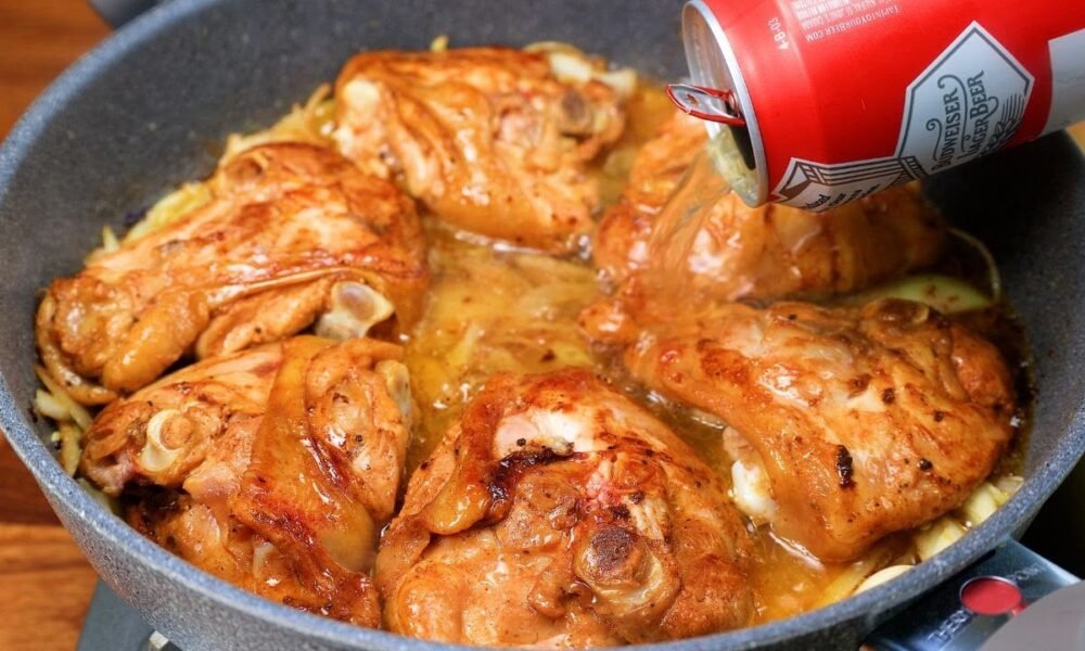 Just pour beer on the chicken thighs! It’s so easy and delicious that you can cook this everyday