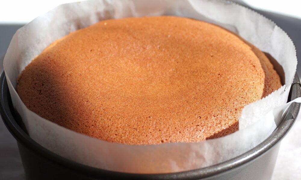 Fluffy and Soft Honey Cake: Just 4 Simple Ingredients