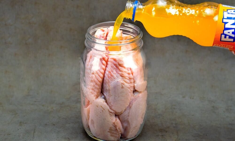There’s no better idea than pouring Fanta over chicken wings!