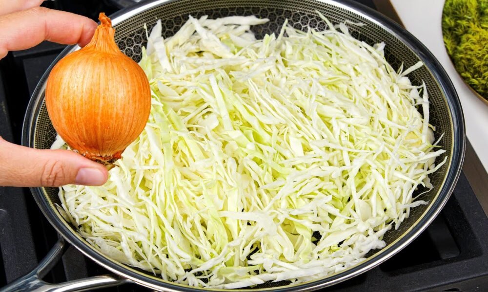 Cabbage with onions is tastier than meat! Easy, quick and very delicious dinner recipe!