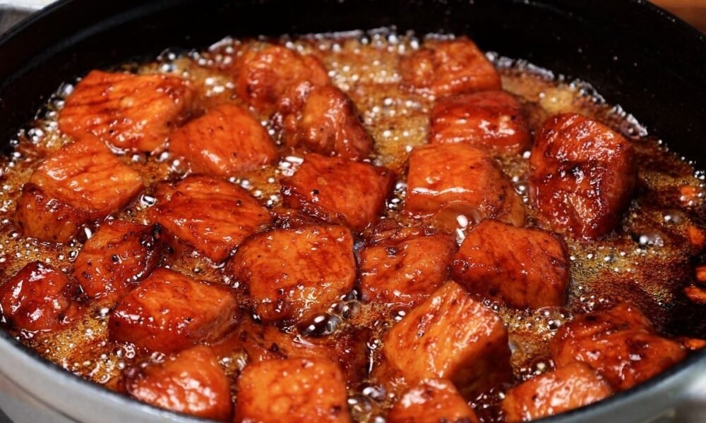 It’s so simple and delicious! Quick and Easy Garlic Honey Pork Chops Recipe
