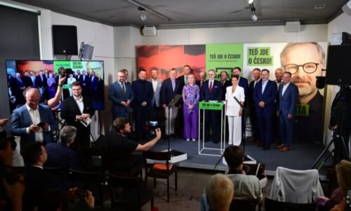 Uspořádáme fotbalové Euro a napravíme chyby Pirátů. Nejde o populismus, ujistil Fiala