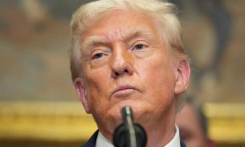 Trump informoval Zelenského o rozhovoroch s Putinom. Ukrajinský prezident potvrdil stretnutie v USA