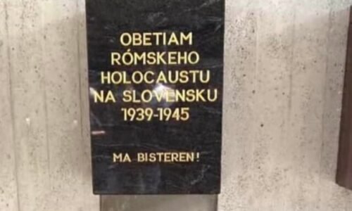 Počas druhej svetovej vojny zomrelo pol milióna ľudí pre farbu pleti, ideológie vedúce k holokaustu stále nezmizli