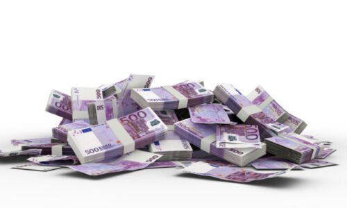 529129_gettyimages-1366954401-640x420.jpg Únia pošle Ukrajine 1,5 miliardy eur z výnosov zo zmrazených ruských aktív
