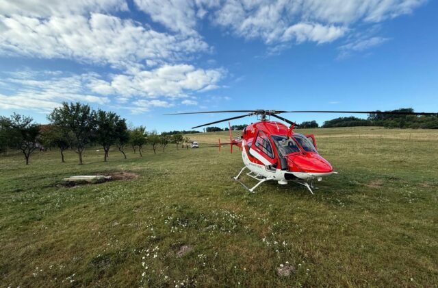 545761_letecki-zachranari-640x420.jpg Záchrana zvieraťa sa skončila tragicky, muž utrpel smrteľné zranenia pri pokuse oslobodiť jeleňa – FOTO