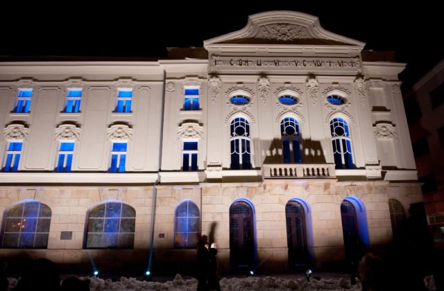545786_iko_0091u-640x420.jpg Divadlo Jána Palárika sa rozsvieti vo farbách Ukrajiny, v Trnave si tak pripomenú Deň nezávislosti Ukrajiny