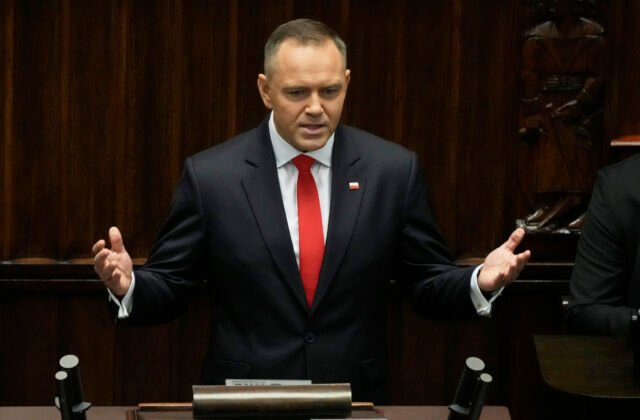 546992_poland_new_president_11264-640x420.jpg Poľský prezident zablokoval legislatívu o vyplácaní dávok pre deti všetkých ukrajinských utečencov