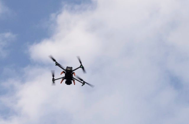 V Estónsku explodoval dron, pravdepodobne ukrajinský odklonený ruským elektronickým bojom