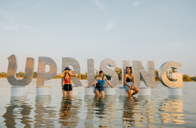 Bratislavské Zlaté piesky ožijú legendami reggae, rapu a elektroniky. Festival Uprising má 18 rokov