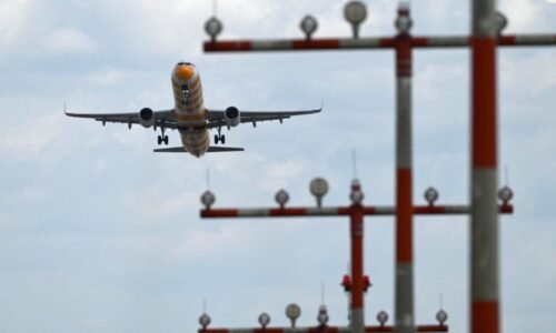 Návrat z Korfu se změnil v peklo. Z letadla šlehaly plameny, lidé psali SMS na rozloučenou