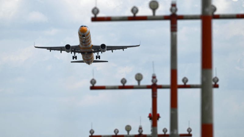 Návrat z Korfu se změnil v peklo. Z letadla šlehaly plameny, lidé psali SMS na rozloučenou