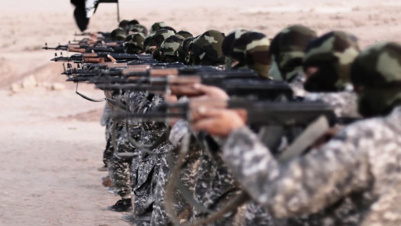 Ničeho nelituji, tvrdí s úsměvem bojovník ISIS. V cele smrti nyní čeká na popravu zastřelením Ničeho nelituji, tvrdí s úsměvem bojovník ISIS. V cele smrti nyní čeká na popravu zastřelením