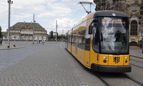 Pobodaný hrdina z drážďanské tramvaje: Neotáčejte se ke zneužívání zády, vzkázal z nemocnice