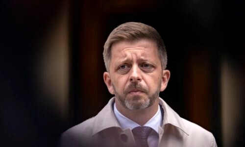 Exkluzivní výzkum: SPD upevňuje pozici. STAN opět citelně oslabil, Piráti jsou na svém maximu
