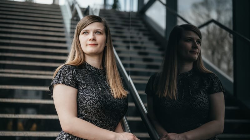 Členka STAN čelí kritice kvůli výroku o mzdách. „Socanské rovnostářství“ odsuzují Piráti i ODS Členka STAN čelí kritice kvůli výroku o mzdách. „Socanské rovnostářství“ odsuzují Piráti i ODS